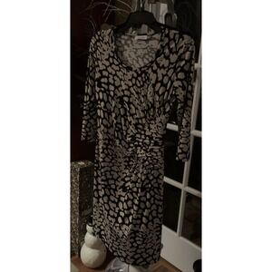Black and Off White Fitted Dress 3/4 Sleeve Size 6 Calvin Klein Excellent Print